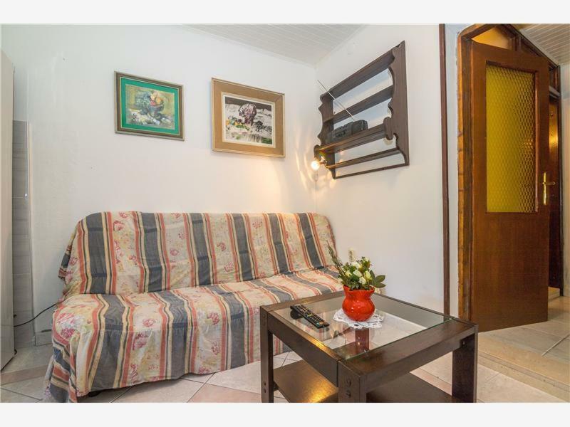 Apartments Maja Drašnice Extérieur photo
